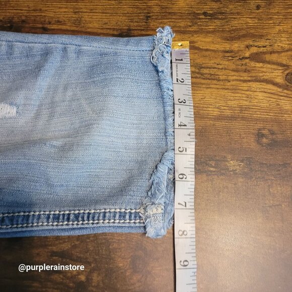 Almost Famous Cut Off Bermuda Shorts Size 5 Low Rise Button Flap Embellished - Picture 9 of 11